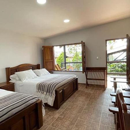 Hotel Bosques Del Saman Alcala キンバヤ エクステリア 写真