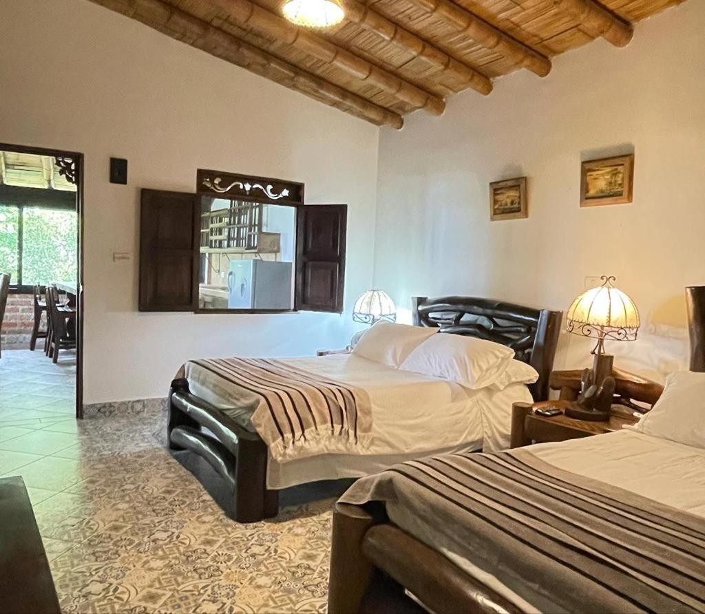 Hotel Bosques Del Saman Alcala キンバヤ エクステリア 写真