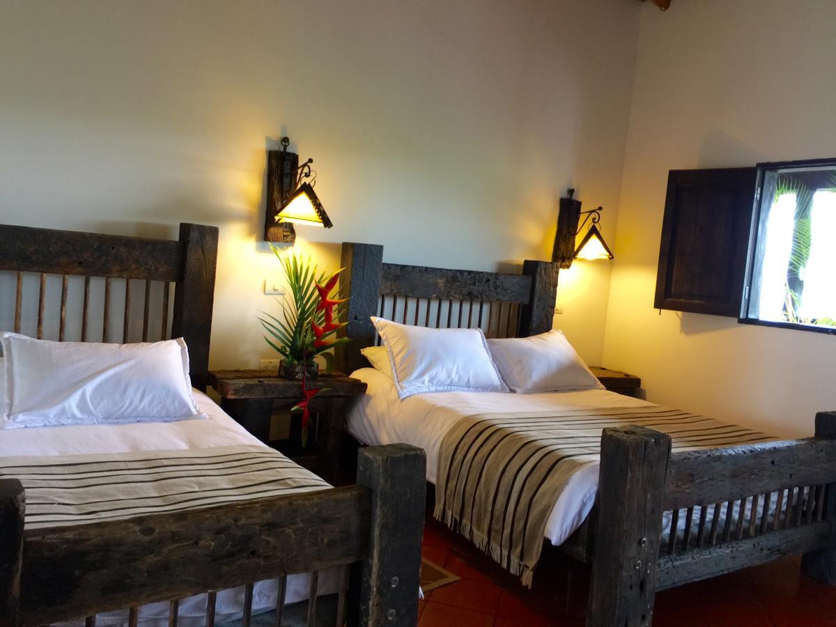 Hotel Bosques Del Saman Alcala キンバヤ エクステリア 写真
