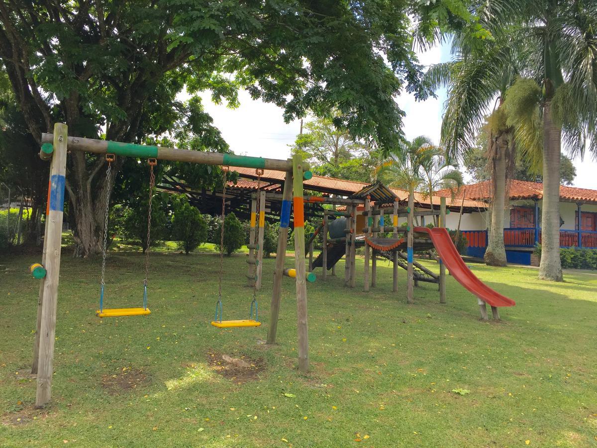 Hotel Bosques Del Saman Alcala キンバヤ エクステリア 写真